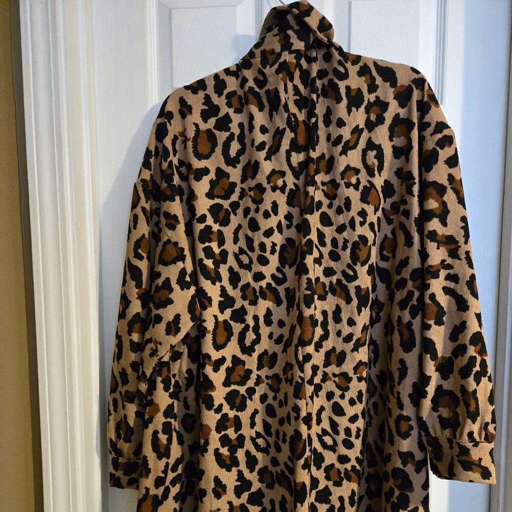 Leopard plus tunic jacket - Picture 2 of 3